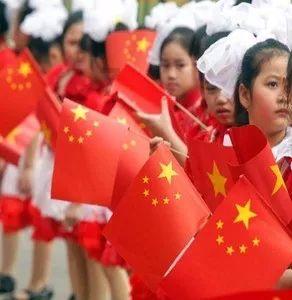 cows frogs goat不同类的是？